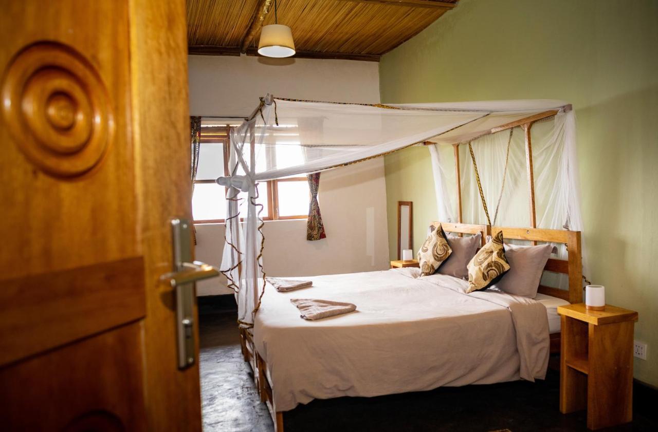 Isunga Lodge Kibale National Park Luaran gambar